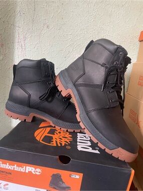 Timberland Men’s Black Leather Boots with Brown Outsole